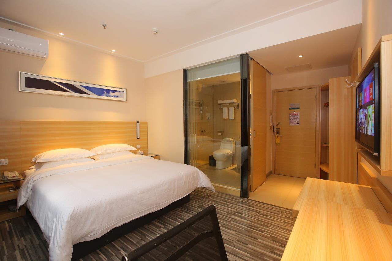 City Comfort Inn Yongtai Subway Station Гуанчжоу Екстер'єр фото