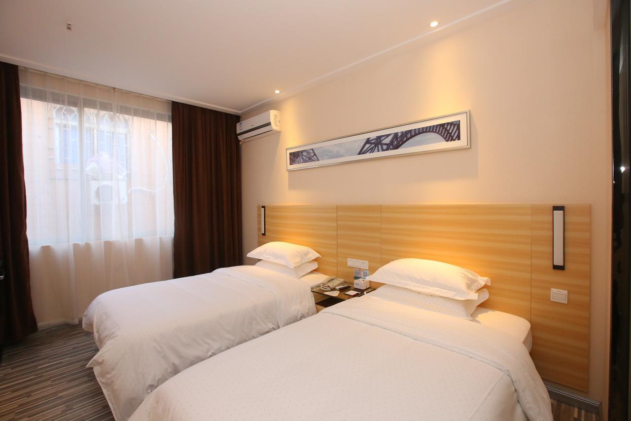 City Comfort Inn Yongtai Subway Station Гуанчжоу Екстер'єр фото